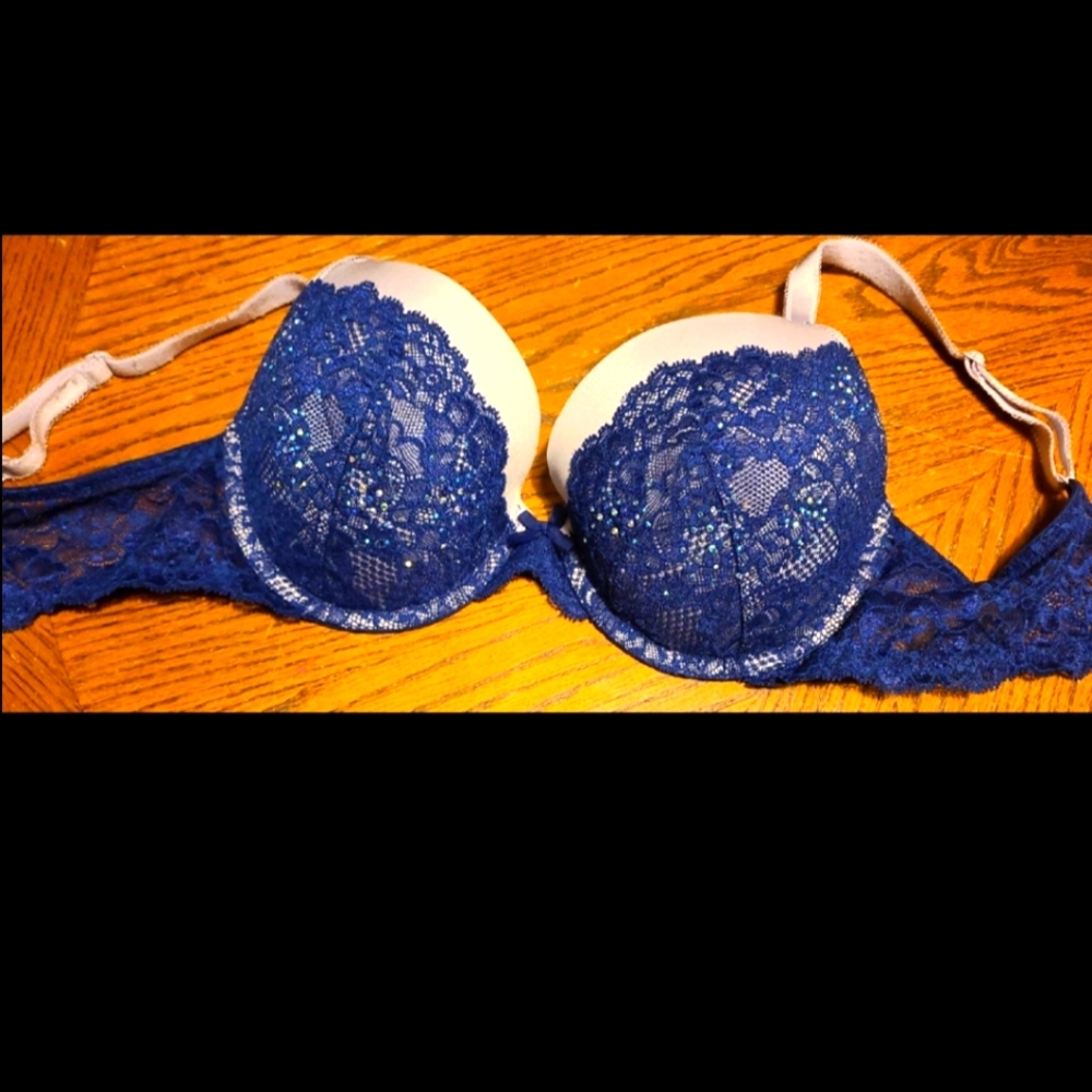 Victoria's secret Dream Angels perfect coverage bra padded size 34D